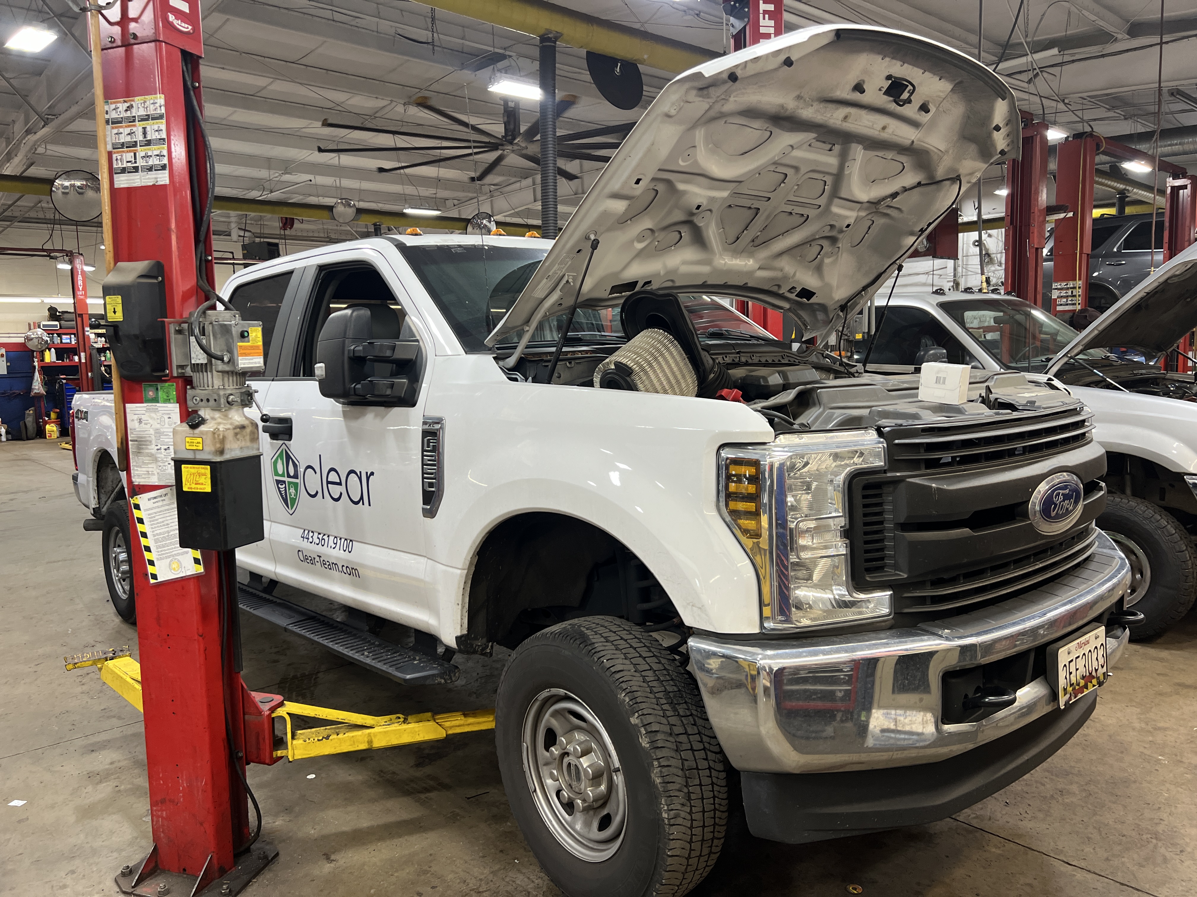 Maximizing Customer Satisfaction: The Importance of Fleet Maintenance for Lawn Care Professionals